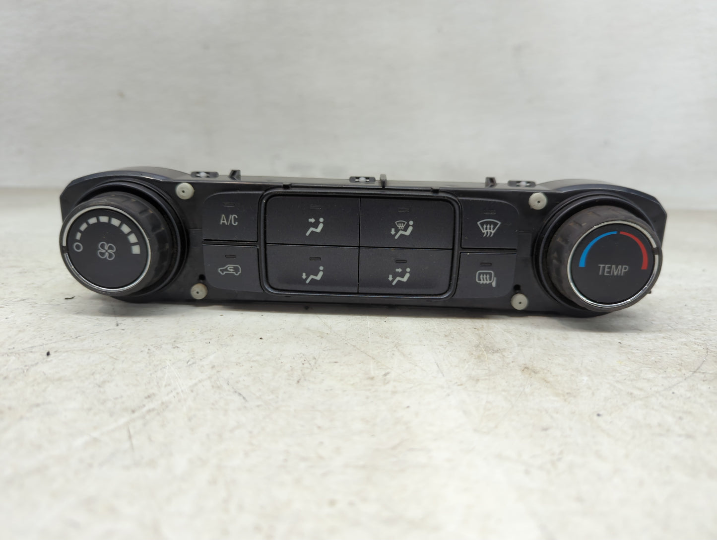 2014-2019 Chevrolet Silverado 1500 Climate Control Module Temperature AC/Heater Replacement P/N:84164475 Fits OEM Used Auto 