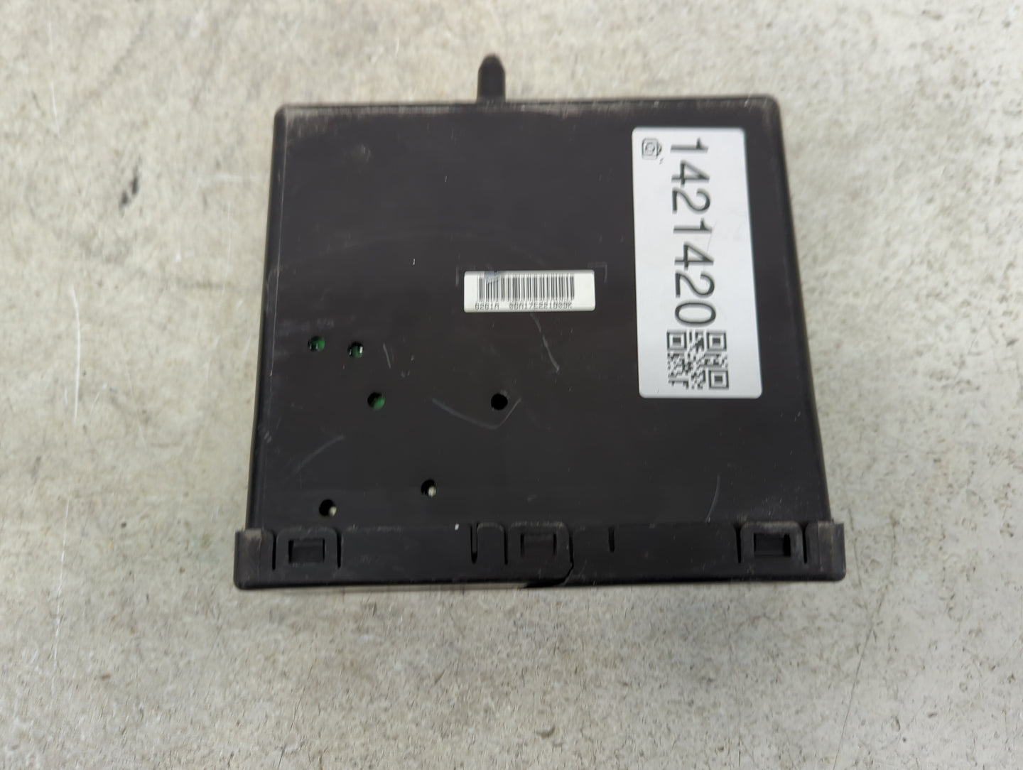 2015-2019 Chevrolet Silverado 1500 Radio AM FM Cd Player Receiver Replacement P/N:84016435 Fits Fits 2015 2016 2017 2018 201