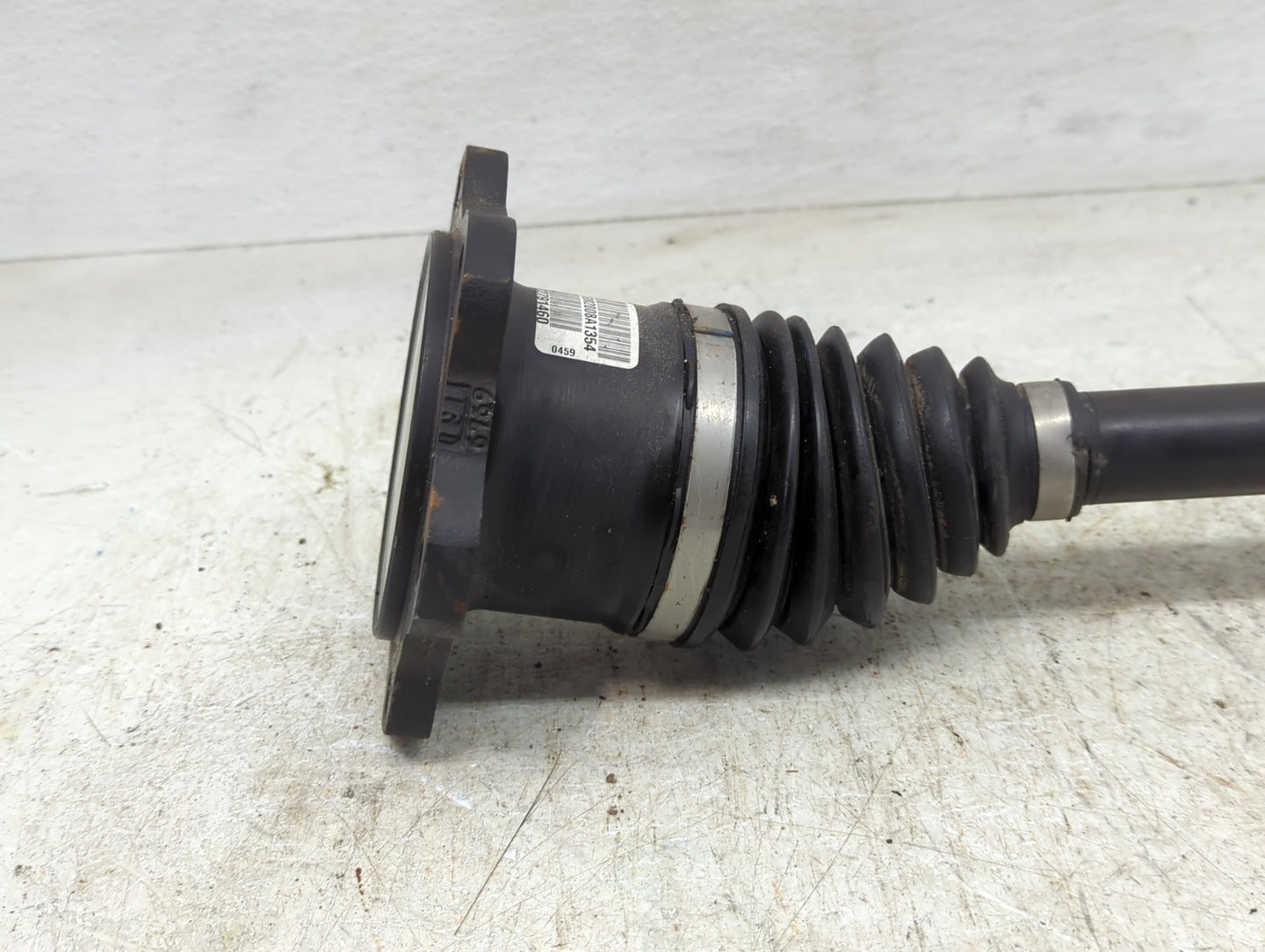 2014-2019 Chevrolet Silverado 1500 Axle Shaft Front Driver Cv C/v - Oemusedautoparts1.com