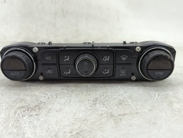 2017-2018 Chevrolet Silverado 1500 Climate Control Module Temperature AC/Heater Replacement P/N:84258726 815372982 Fits OEM 