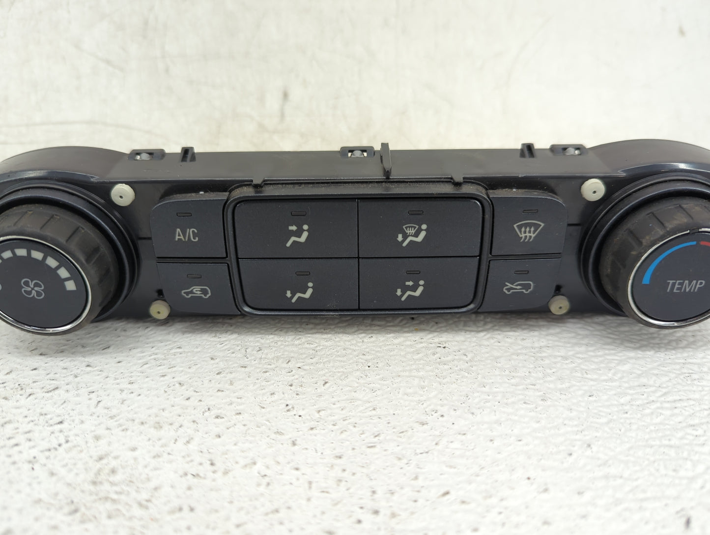 2014-2019 Chevrolet Silverado 1500 Climate Control Module Temperature AC/Heater Replacement P/N:84164473 Fits OEM Used Auto 