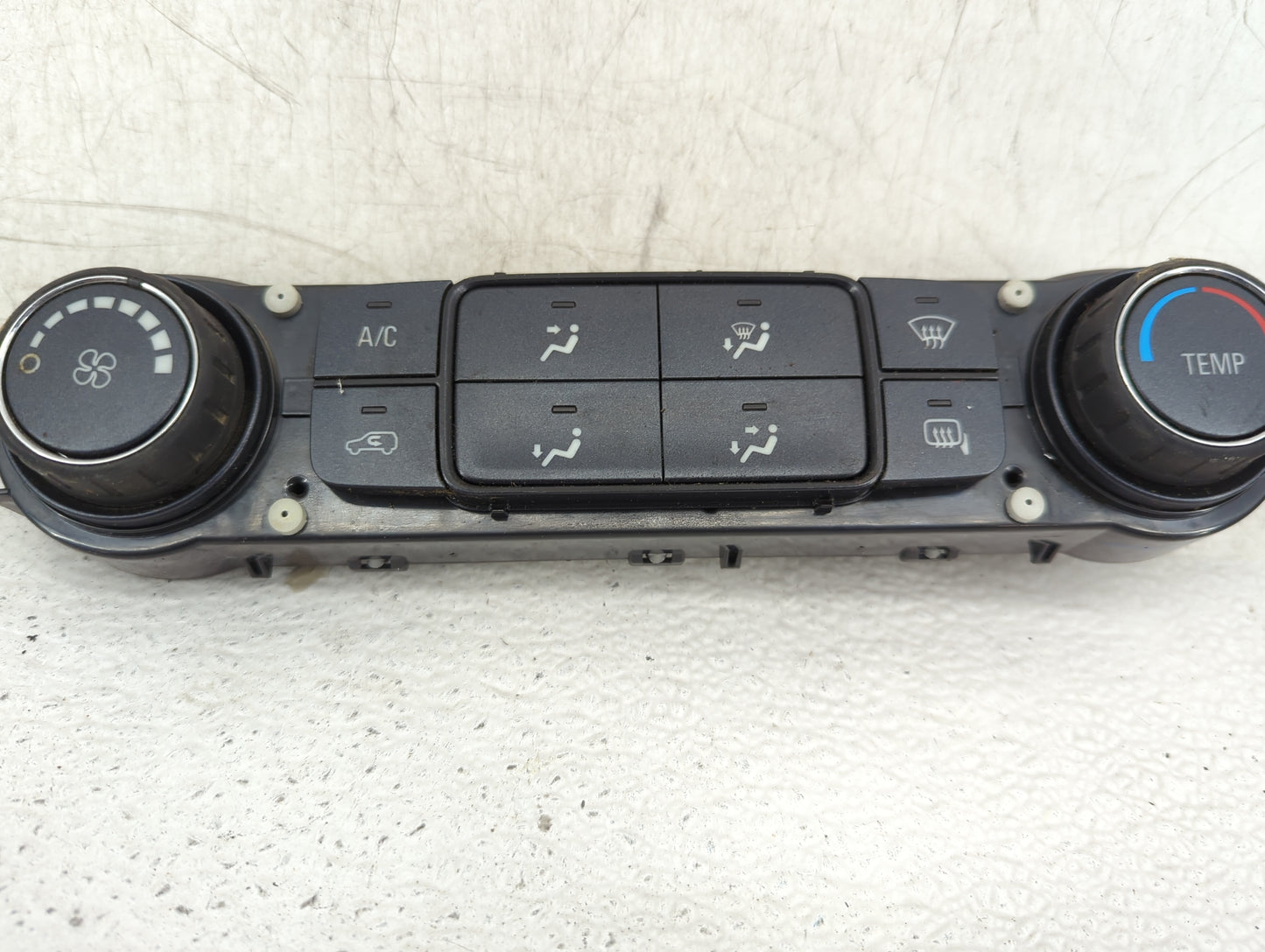 2014-2019 Chevrolet Silverado 1500 Climate Control Module Temperature AC/Heater Replacement P/N:84199205 Fits OEM Used Auto 