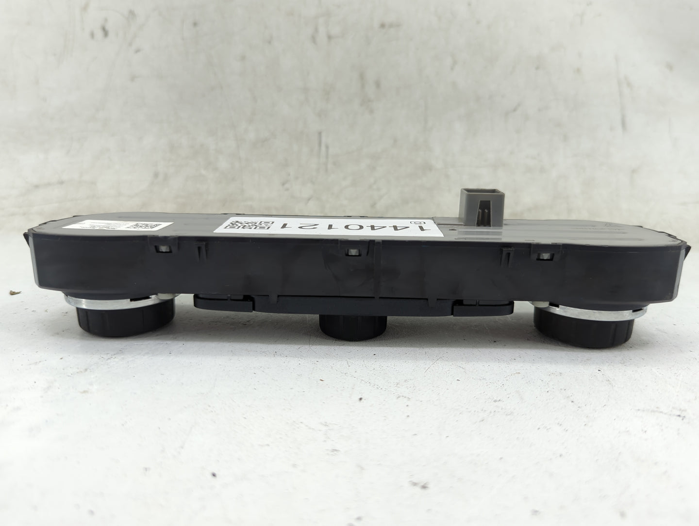 2014-2019 Chevrolet Silverado 1500 Climate Control Module Temperature AC/Heater Replacement P/N:84258726 Fits OEM Used Auto 