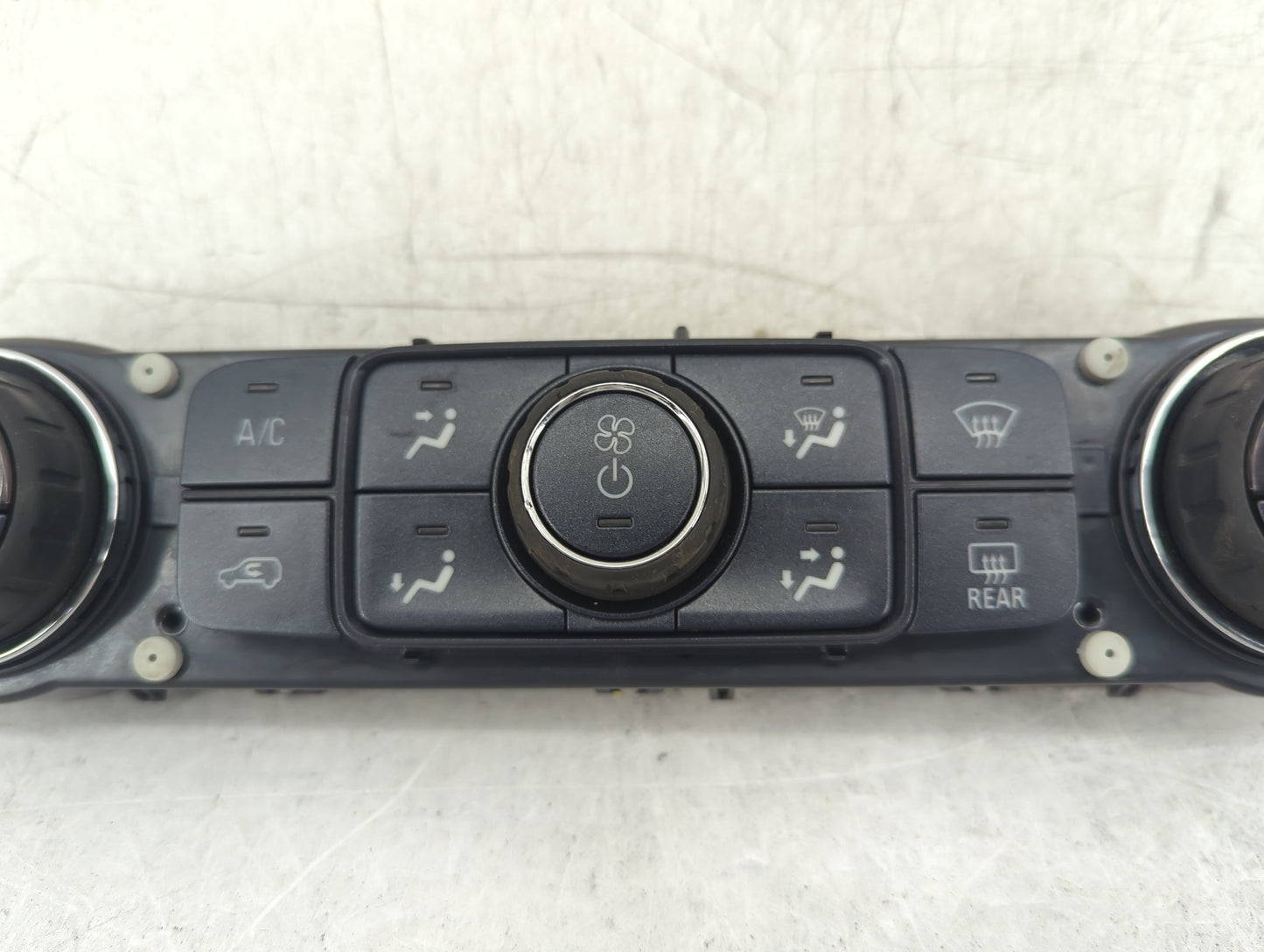 2014-2019 Chevrolet Silverado 1500 Climate Control Module Temperature AC/Heater Replacement P/N:84258726 Fits OEM Used Auto 