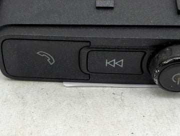 2016-2019 Chevrolet Silverado 1500 Radio AM FM Cd Player Receiver Replacement P/N:42516646 LC7S Fits Fits 2016 2017 2018 2019 OEM Used Auto Parts