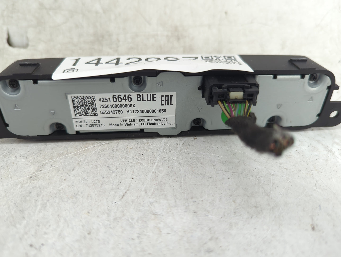 2016-2019 Chevrolet Silverado 1500 Radio AM FM Cd Player Receiver Replacement P/N:42516646 LC7S Fits Fits 2016 2017 2018 201