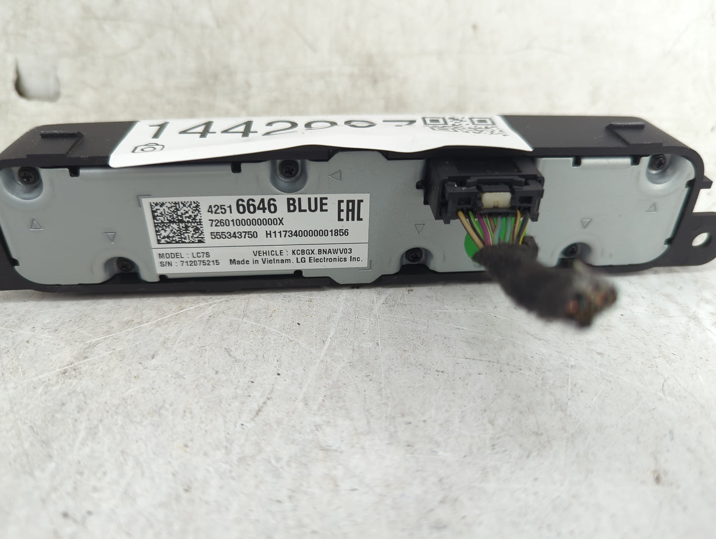 2016-2019 Chevrolet Silverado 1500 Radio AM FM Cd Player Receiver Replacement P/N:42516646 LC7S Fits Fits 2016 2017 2018 201