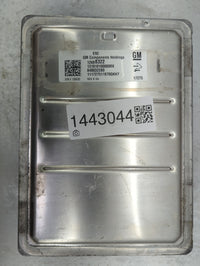2016-2018 Chevrolet Silverado 1500 PCM Engine Control Computer ECU ECM PCU OEM P/N:12688322 Fits Fits 2016 2017 2018 OEM Use