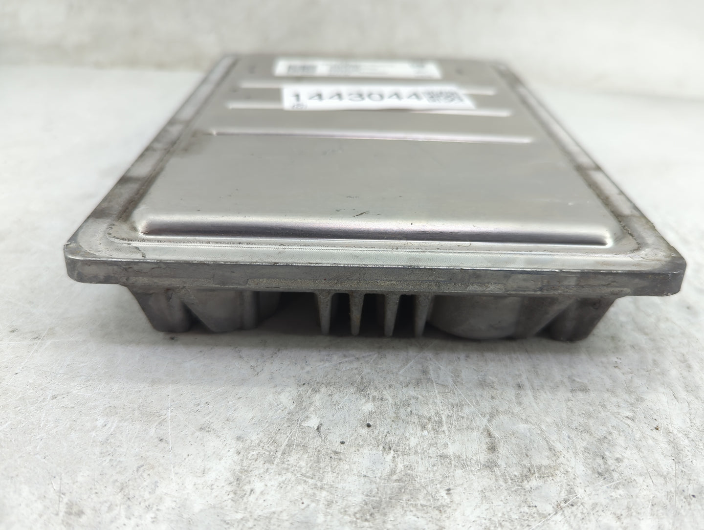 2016-2018 Chevrolet Silverado 1500 PCM Engine Control Computer ECU ECM PCU OEM P/N:12688322 Fits Fits 2016 2017 2018 OEM Use
