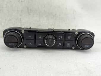 compare product 2014-2019 Chevrolet Silverado 1500 Climate Control Module Temperature AC/Heater Replacement P/N:84258726 7370200000000X Fits OEM Used Auto Parts