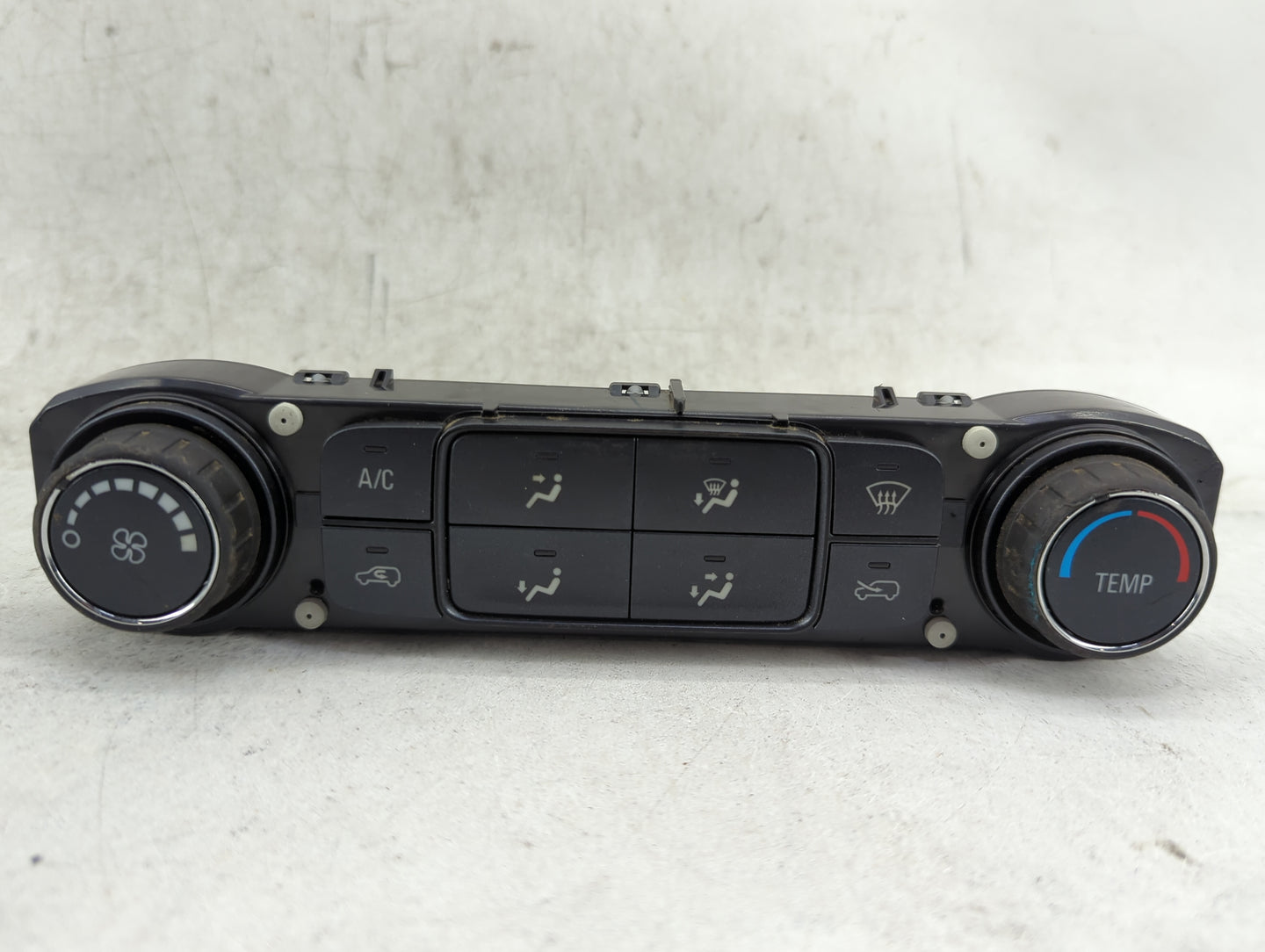 2018 Chevrolet Silverado 1500 Climate Control Module Temperature AC/Heater Replacement P/N:84199202 815372982 Fits OEM Used 