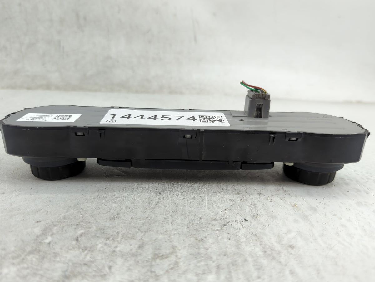2018 Chevrolet Silverado 1500 Climate Control Module Temperature AC/Heater Replacement P/N:84199202 815372982 Fits OEM Used 