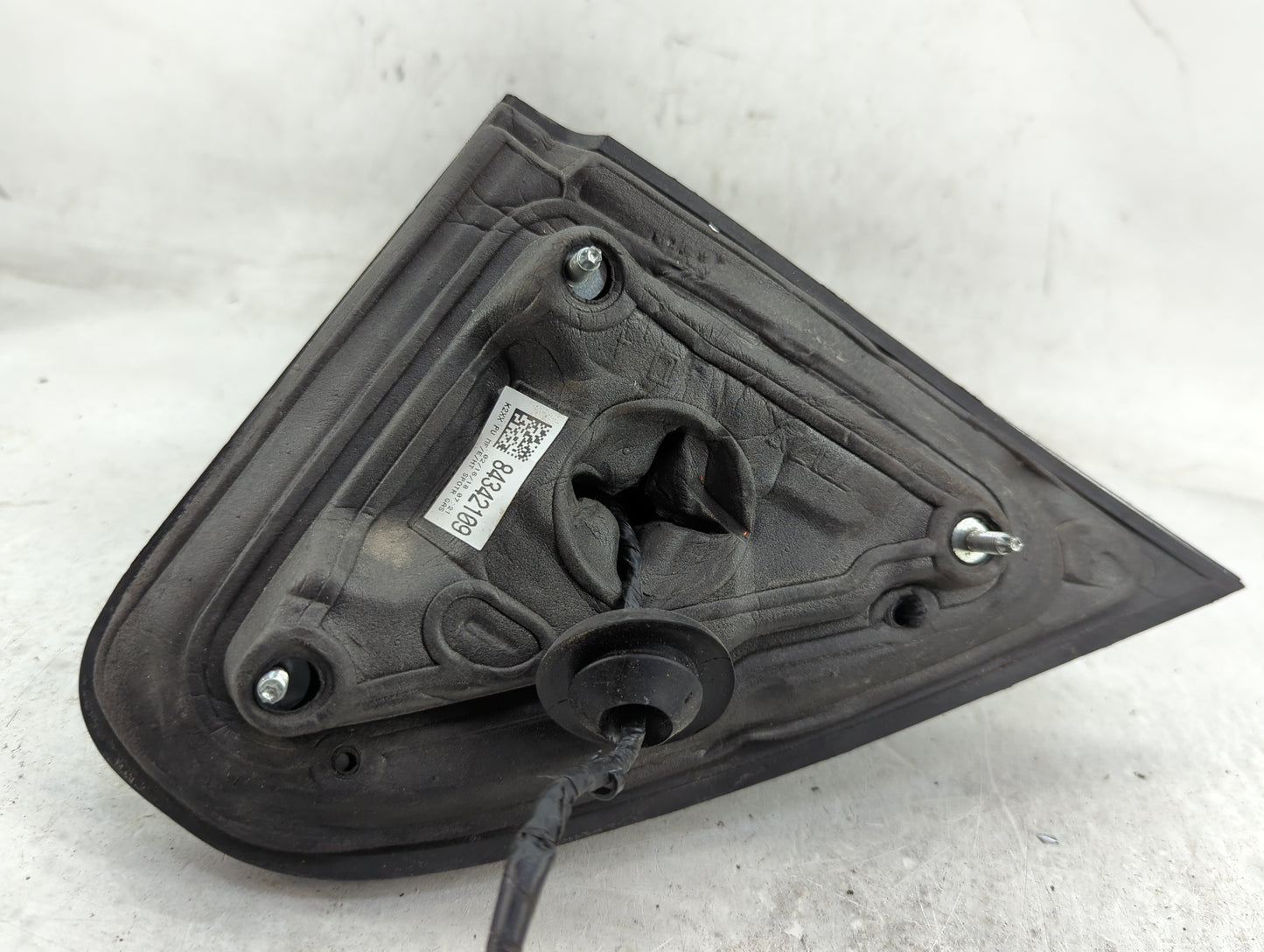 2014-2019 Chevrolet Silverado 1500 Driver Side View Mirror - Left Door Mirror OEM Used - Oemusedautoparts1.com