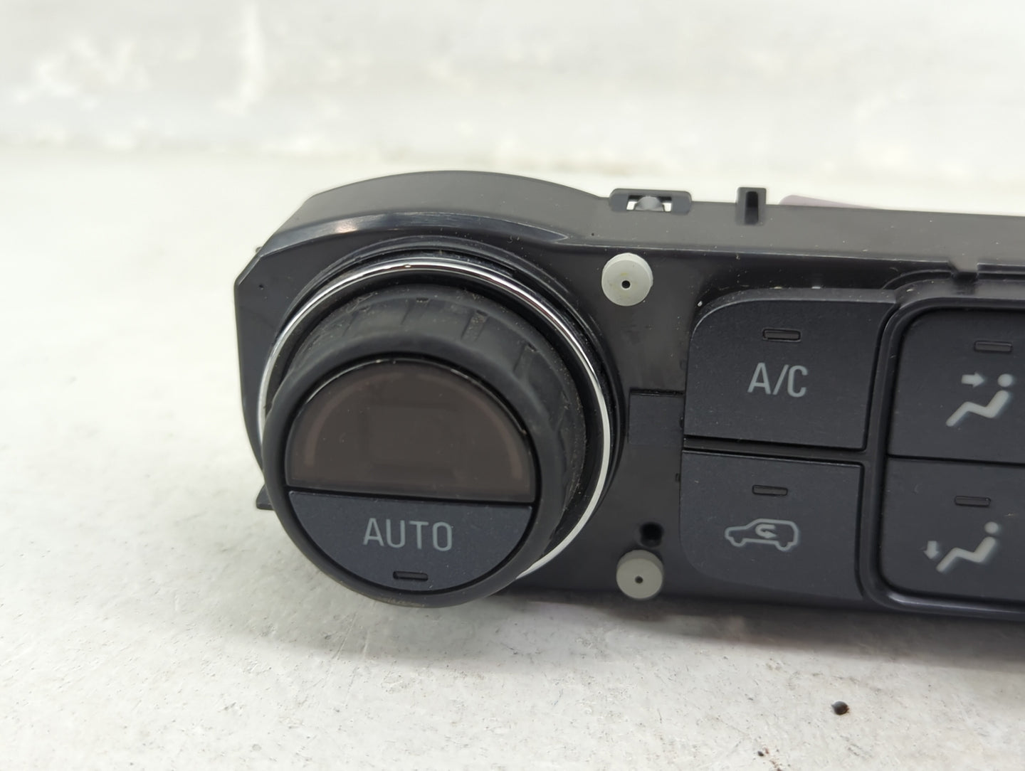 2014-2019 Chevrolet Silverado 1500 Climate Control Module Temperature AC/Heater Replacement P/N:84258729 7370200000000X Fits