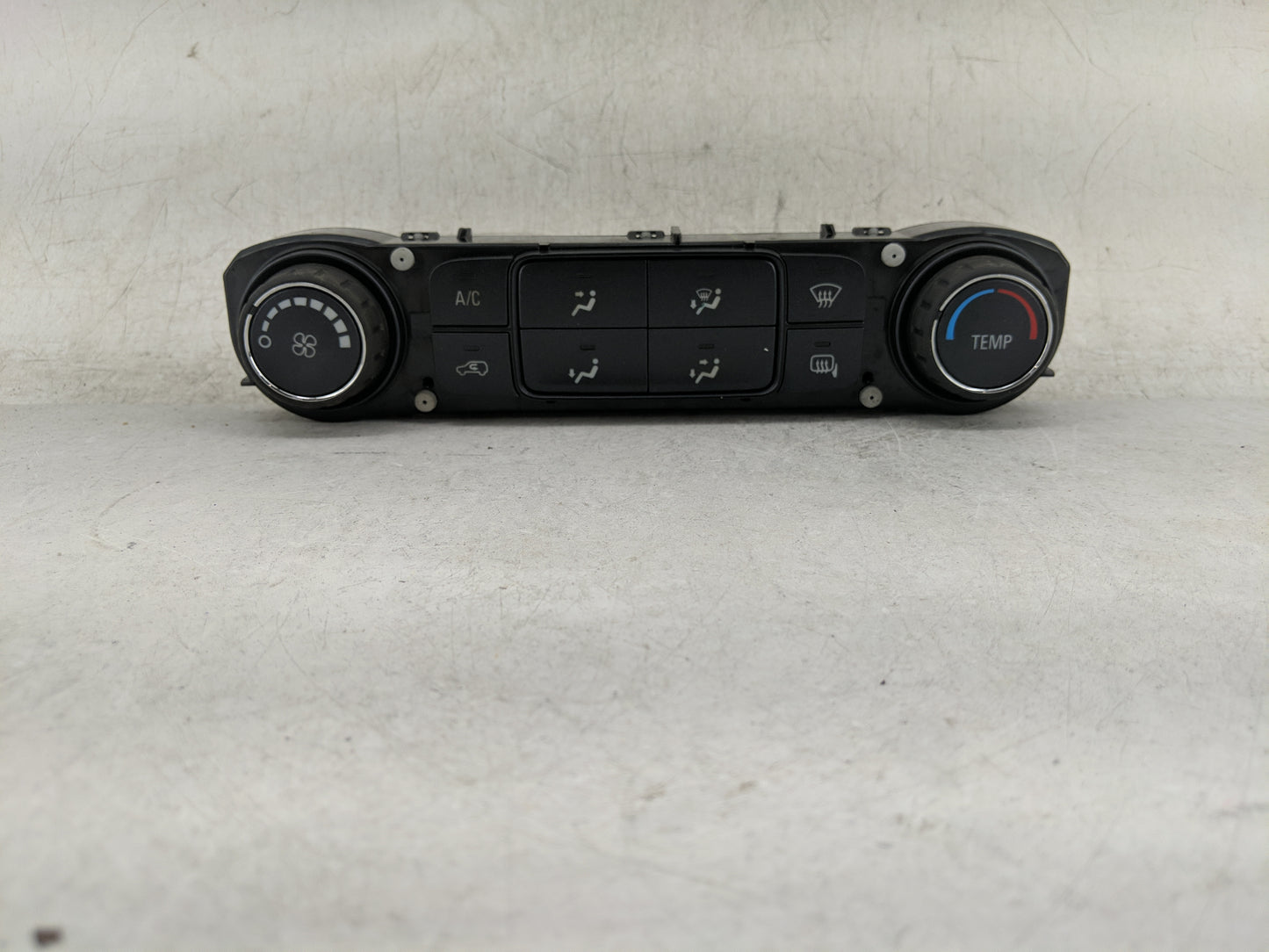 2018 Chevrolet Silverado 1500 Climate Control Module Temperature AC/Heater Replacement P/N:815372982 84199205 Fits OEM Used 