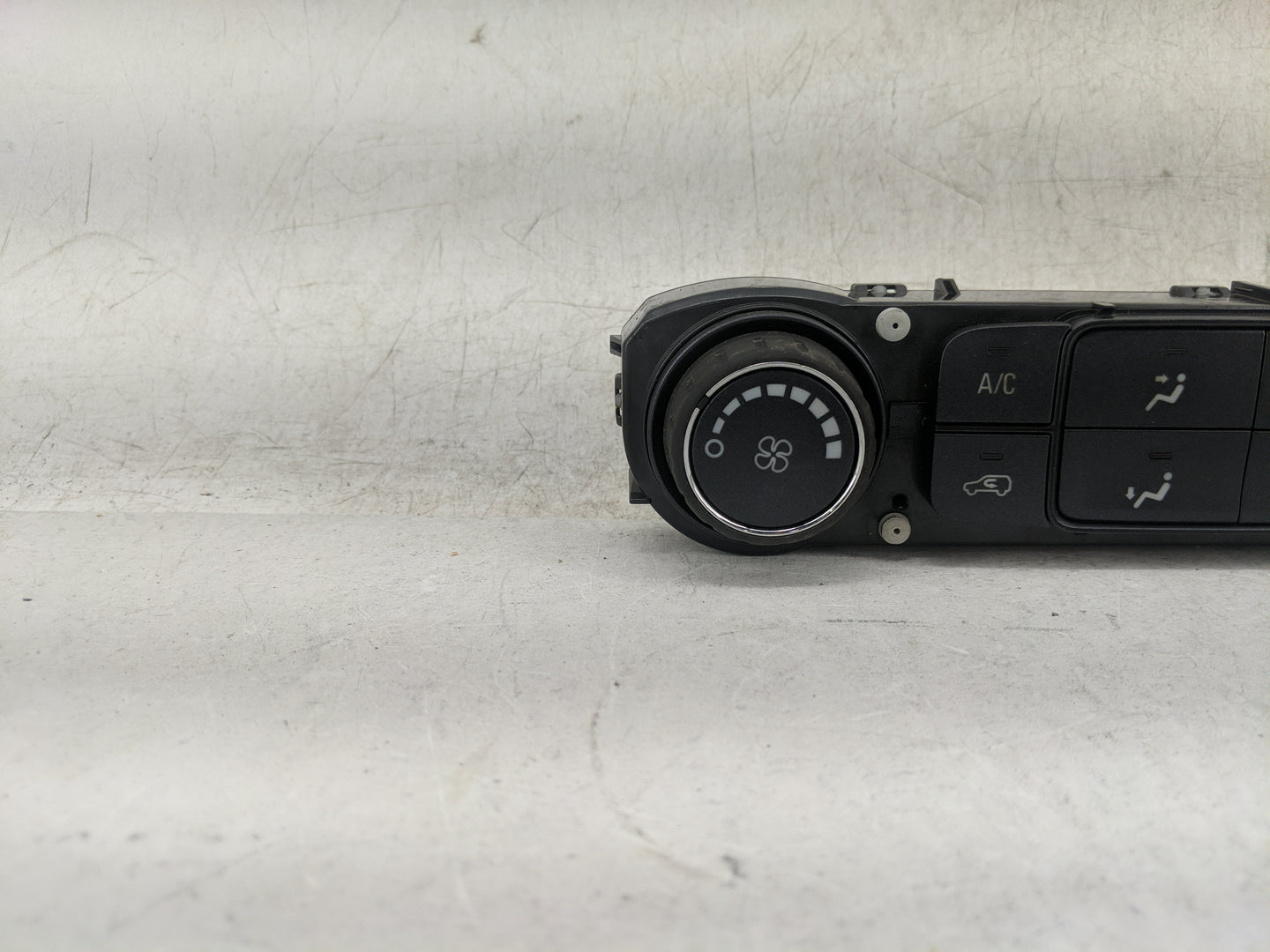2018 Chevrolet Silverado 1500 Climate Control Module Temperature AC/Heater Replacement P/N:815372982 84199205 Fits OEM Used 
