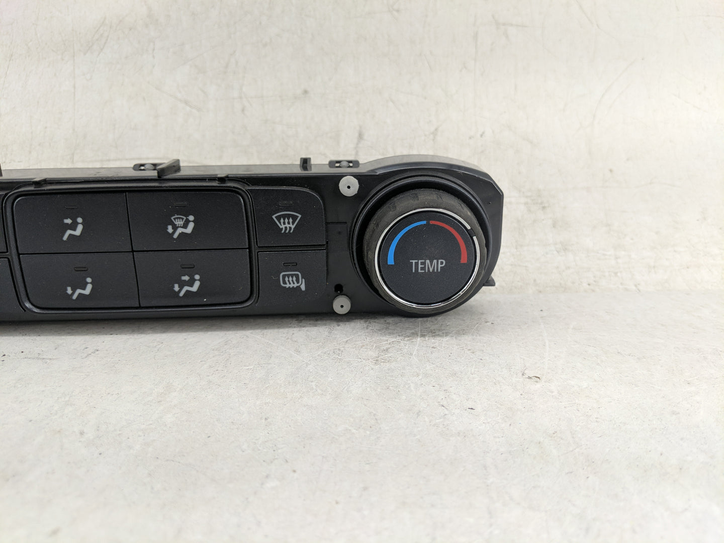 2018 Chevrolet Silverado 1500 Climate Control Module Temperature AC/Heater Replacement P/N:84199205 7370200000000X, 81537298