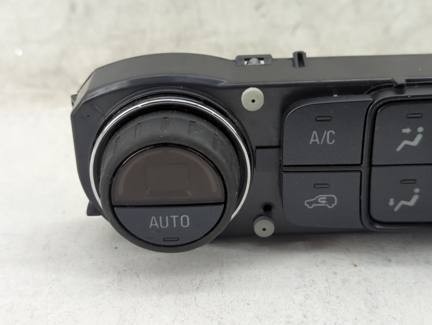 2014-2019 Chevrolet Silverado 1500 Climate Control Module Temperature AC/Heater Replacement P/N:84258726 815372982 Fits OEM 