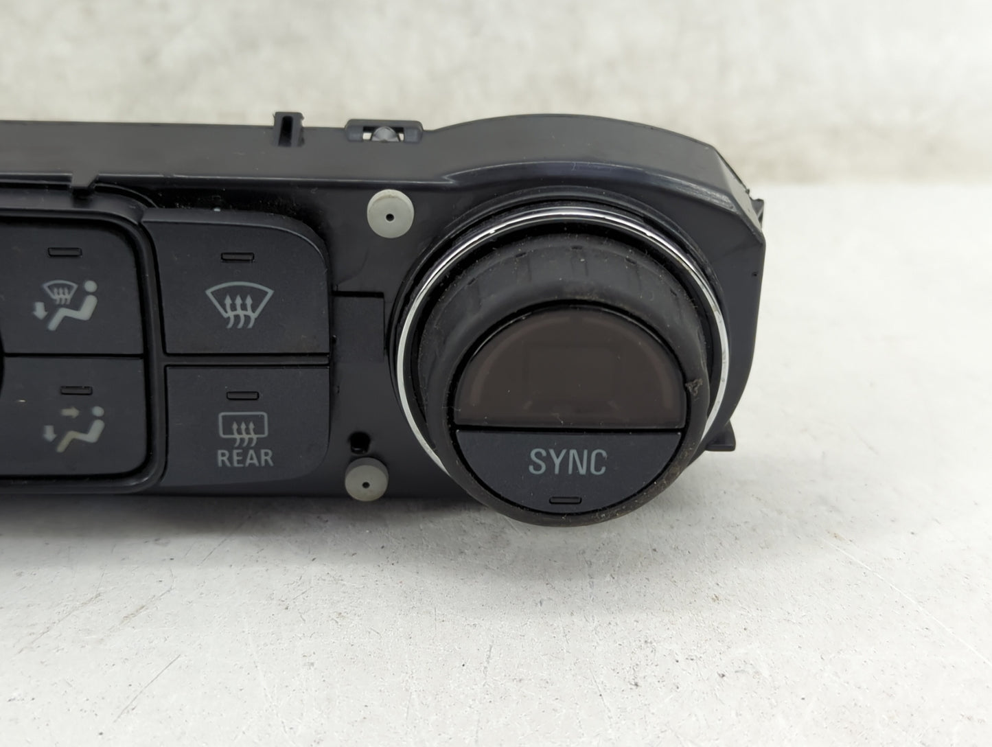 2014-2019 Chevrolet Silverado 1500 Climate Control Module Temperature AC/Heater Replacement P/N:84258726 815372982 Fits OEM 