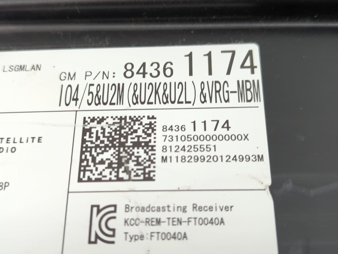 2017-2018 Chevrolet Silverado 1500 Radio AM FM Cd Player Receiver Replacement P/N:84361174 Fits Fits 2017 2018 2019 OEM Used