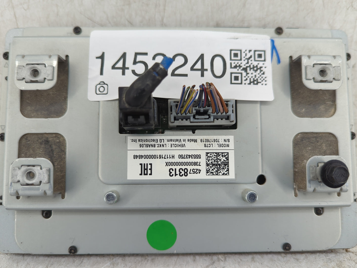 2018-2018 Chevrolet Silverado 1500 Information Display Screen - Oemusedautoparts1.com