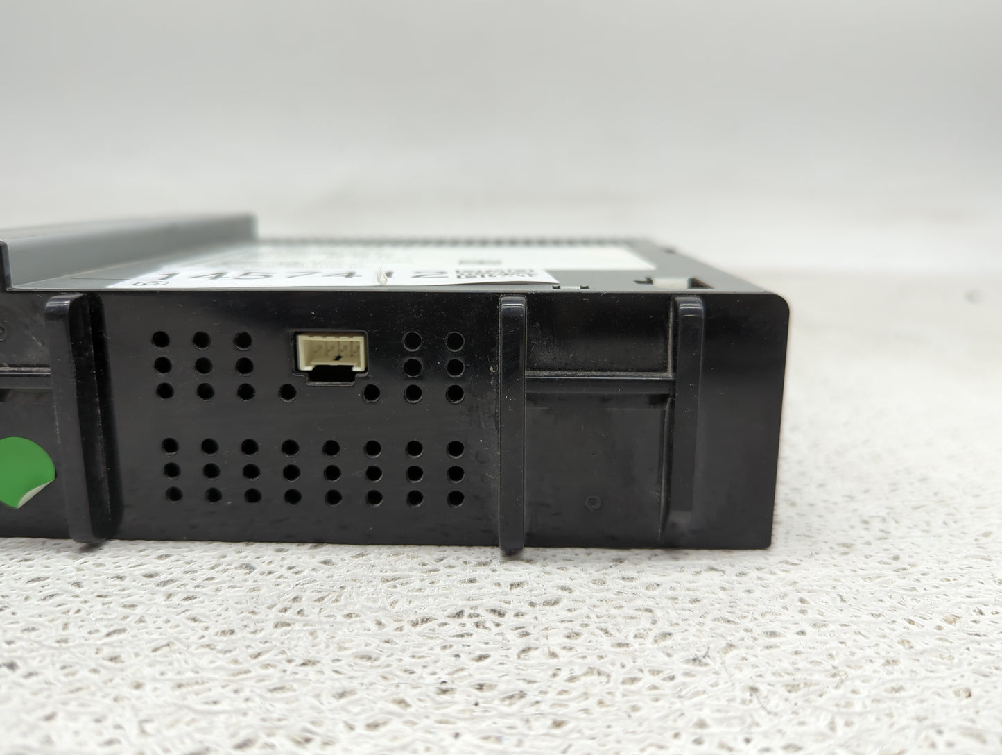 2018 Chevrolet Silverado 1500 Radio AM FM Cd Player Receiver Replacement P/N:42554616 7310500000000X Fits Fits 2019 2020 202