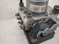 2017-2019 Chevrolet Silverado 1500 ABS Pump Control Module Replacement P/N:84256779 Fits Fits 2017 2018 2019 2020 OEM Used A