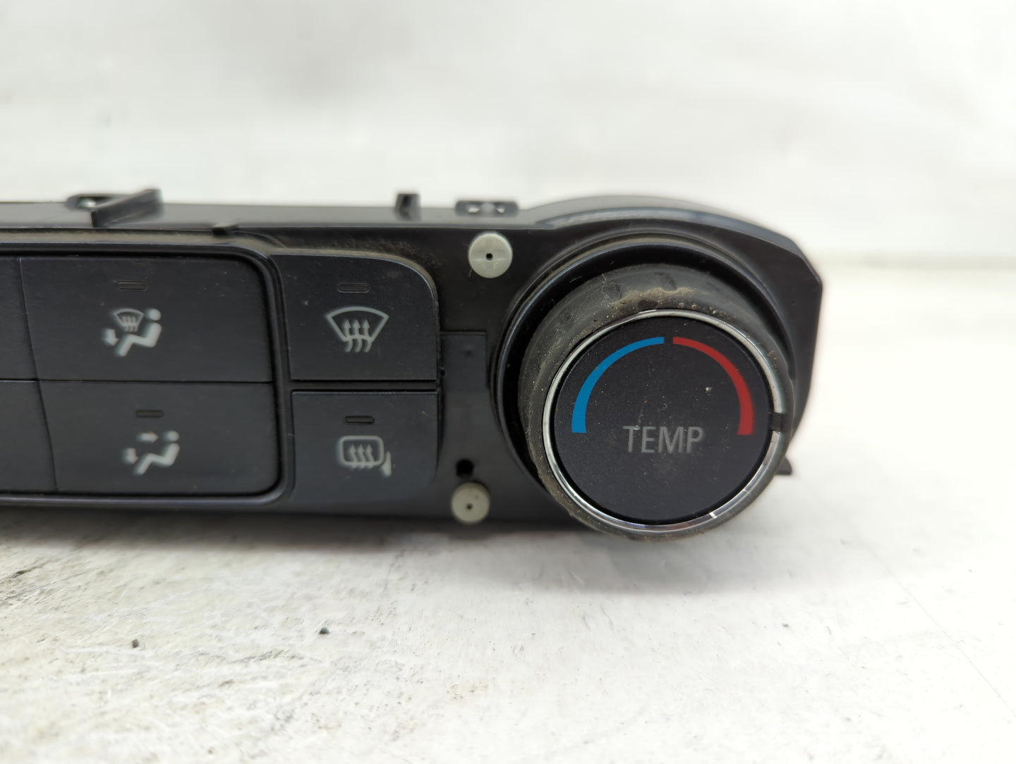 2014-2019 Chevrolet Silverado 1500 Climate Control Module Temperature AC/Heater Replacement P/N:84164475 Fits OEM Used Auto 