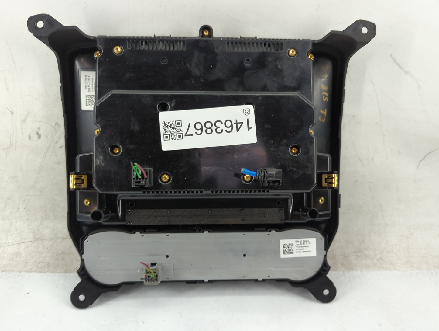 Chevrolet Silverado 1500 Radio Control Panel 1463867 - Oemusedautoparts1.com