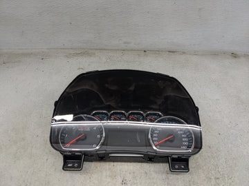 2018-2019 Chevrolet Silverado 1500 Instrument Cluster Speedometer Gauges P/N:84597918 23241023 Miles:114K Fits Fits 2018 201