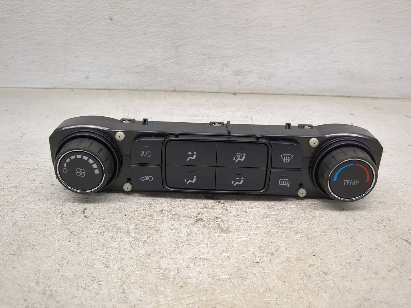 2014-2019 Chevrolet Silverado 1500 Climate Control Module Temperature AC/Heater Replacement P/N:84164475 Fits OEM Used Auto 