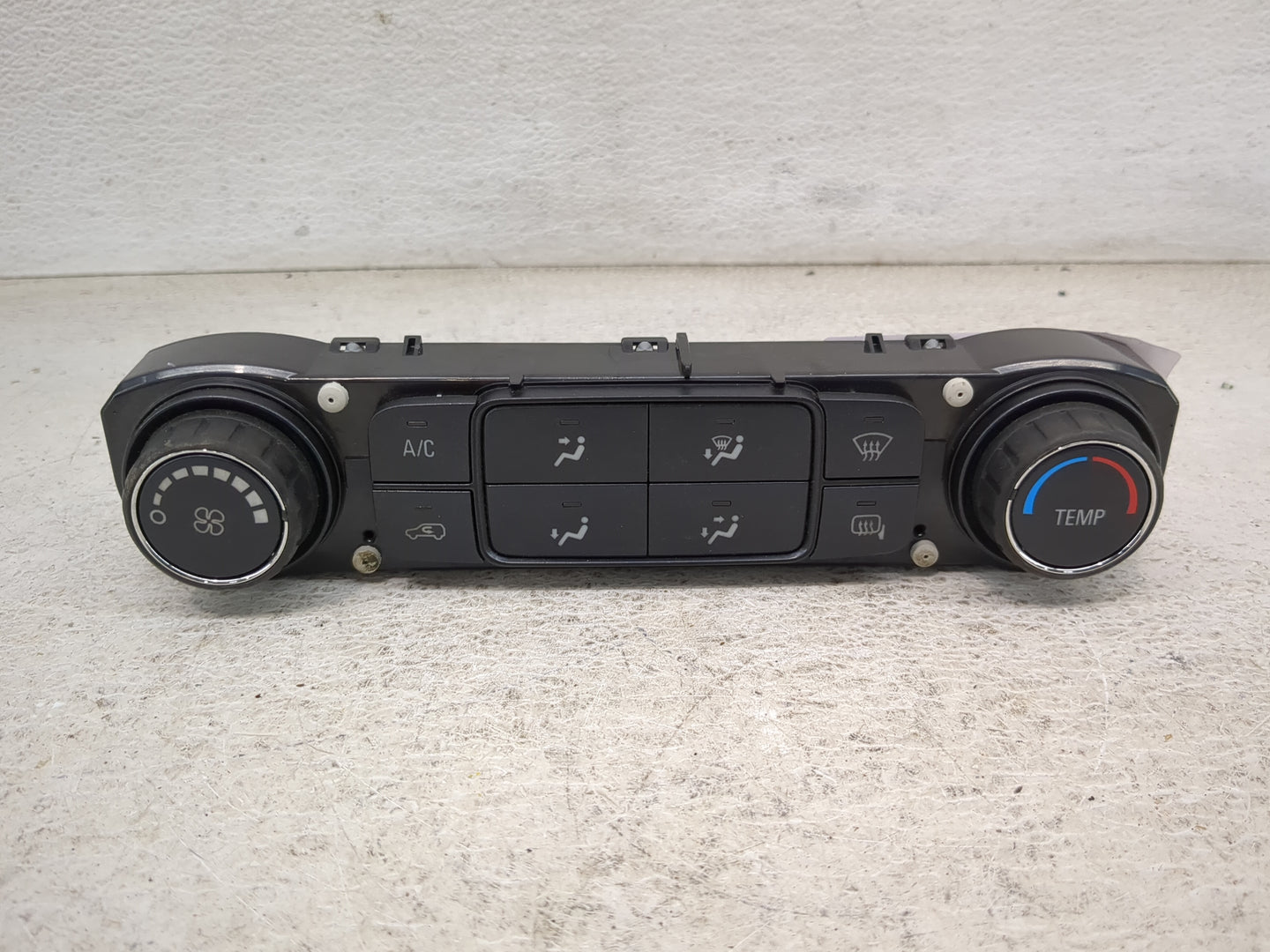 2014-2019 Chevrolet Silverado 1500 Climate Control Module Temperature AC/Heater Replacement P/N:84199205 815372982 Fits OEM 