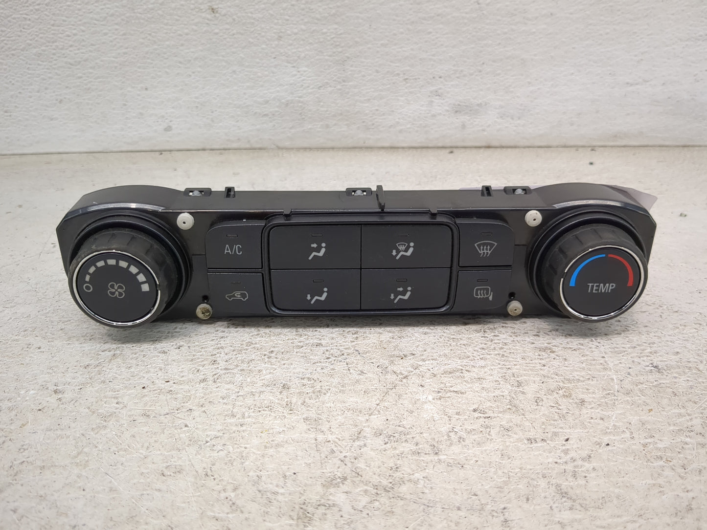 2014-2019 Chevrolet Silverado 1500 Climate Control Module Temperature AC/Heater Replacement P/N:84199205 815372982 Fits OEM 