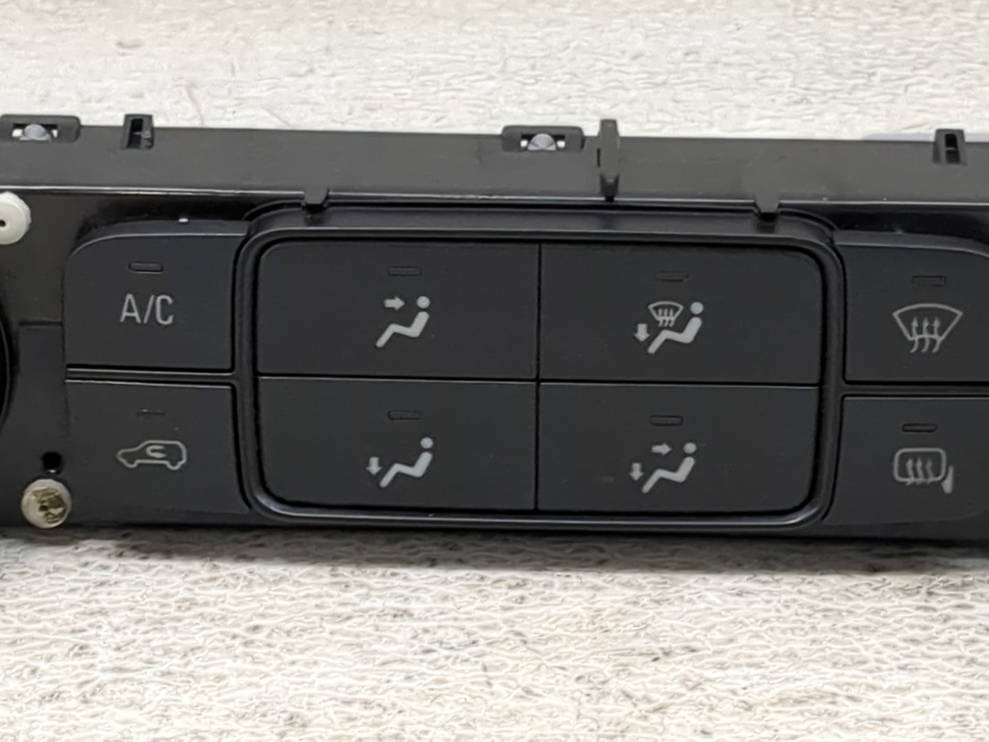 2014-2019 Chevrolet Silverado 1500 Climate Control Module Temperature AC/Heater Replacement P/N:84199205 815372982 Fits OEM 