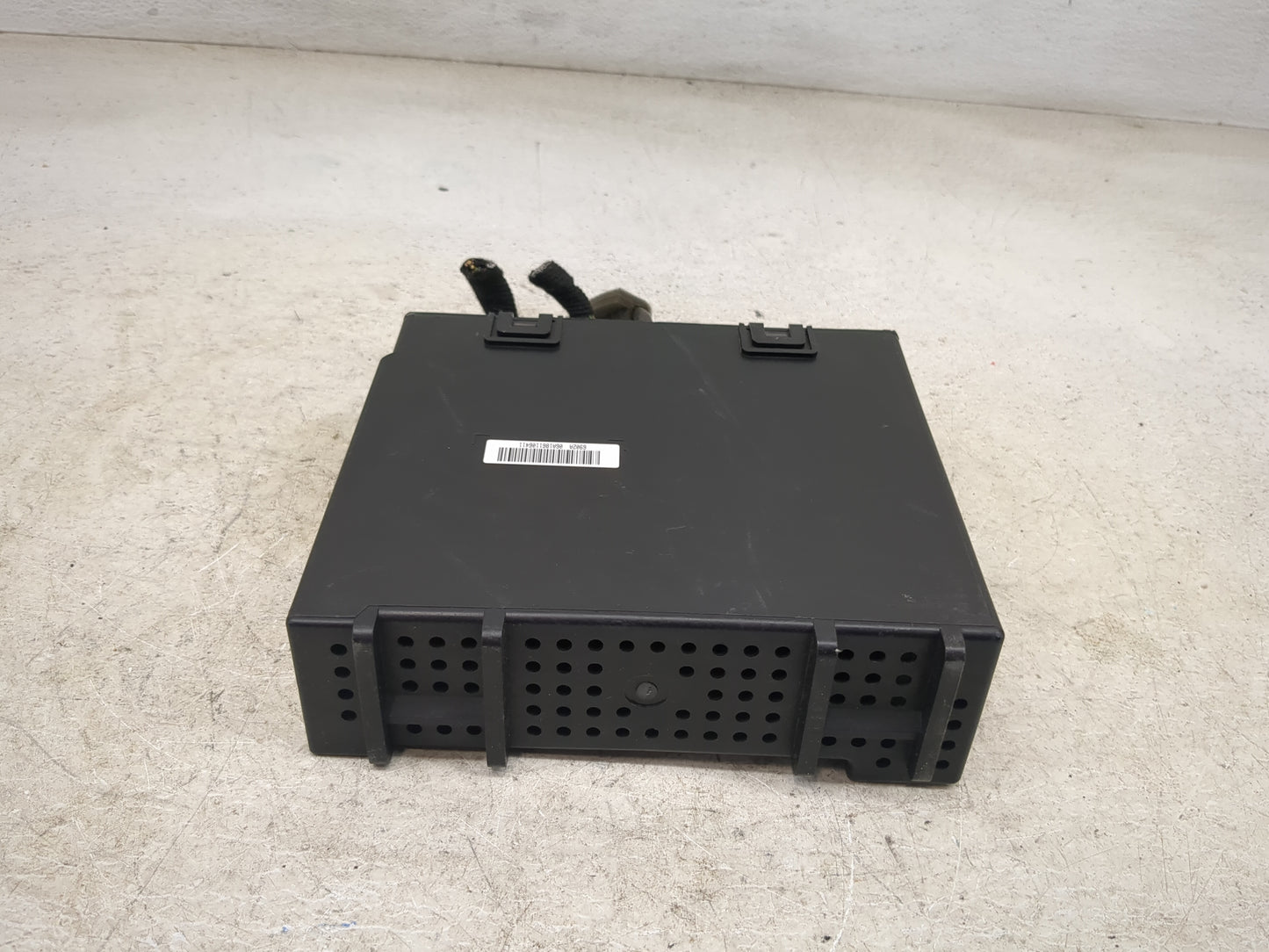 2016-2019 Chevrolet Silverado 1500 Radio AM FM Cd Player Receiver Replacement P/N:84361174 111000-6902A101 Fits OEM Used Aut