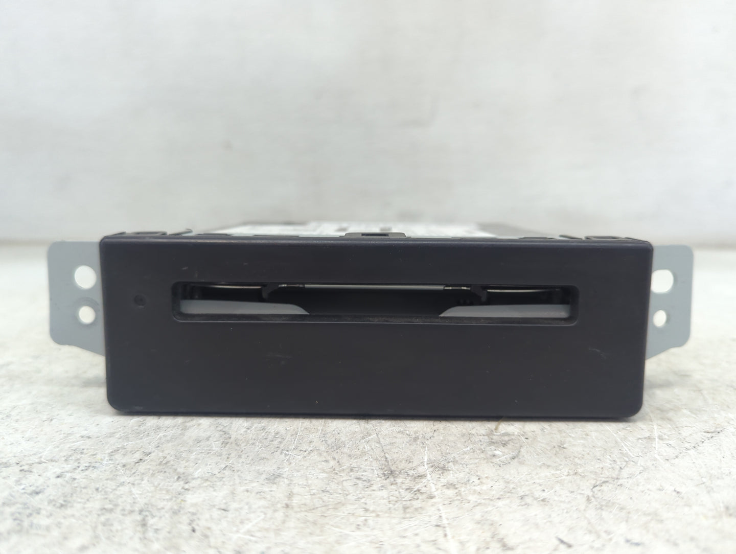 2015-2019 Chevrolet Silverado 1500 Audio Cd Disc Player 1468877 - Oemusedautoparts1.com