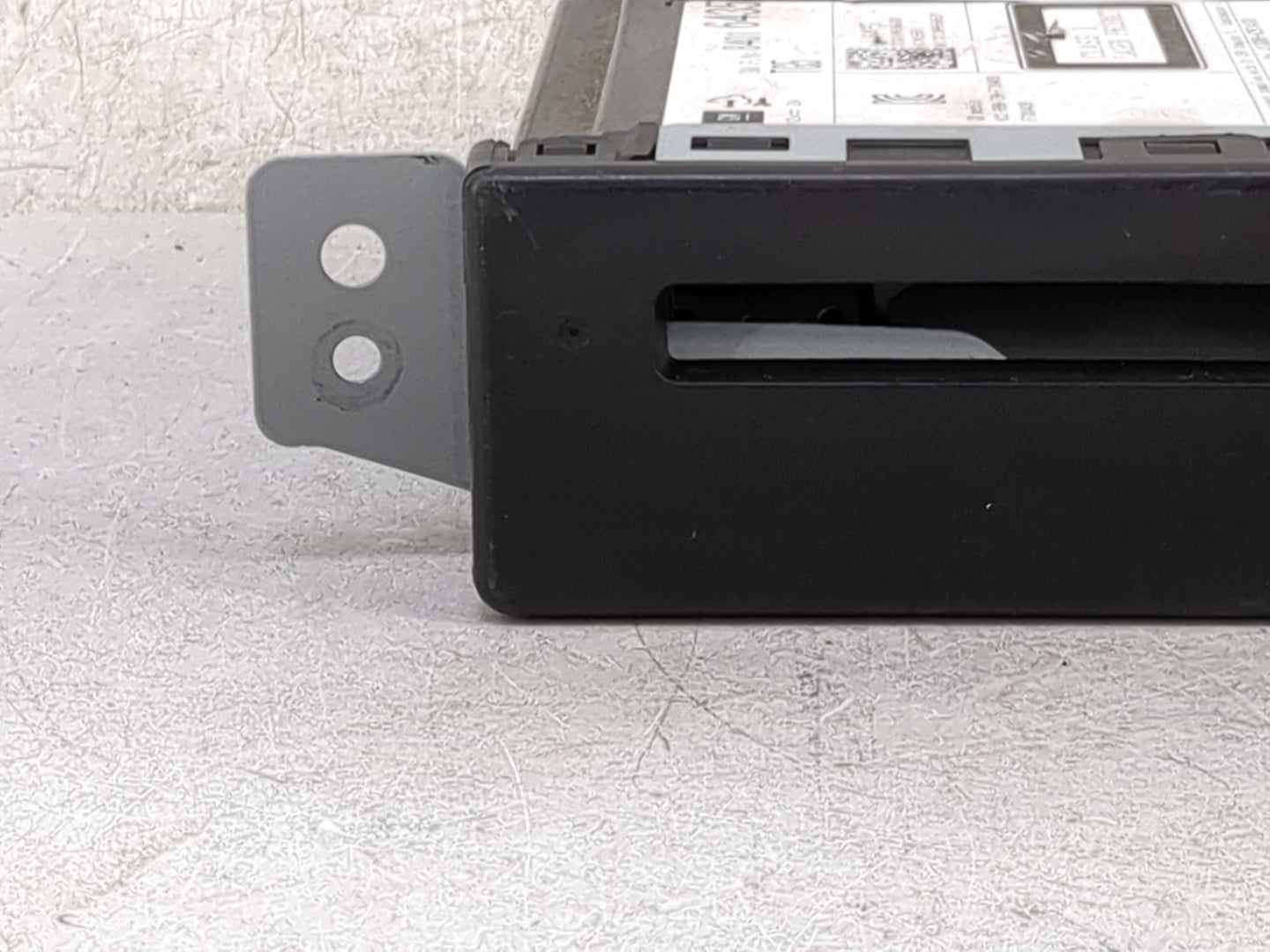 2018-2019 Chevrolet Silverado 1500 Radio AM FM Cd Player Receiver Replacement P/N:84016435 113000-6261A101 Fits OEM Used Aut