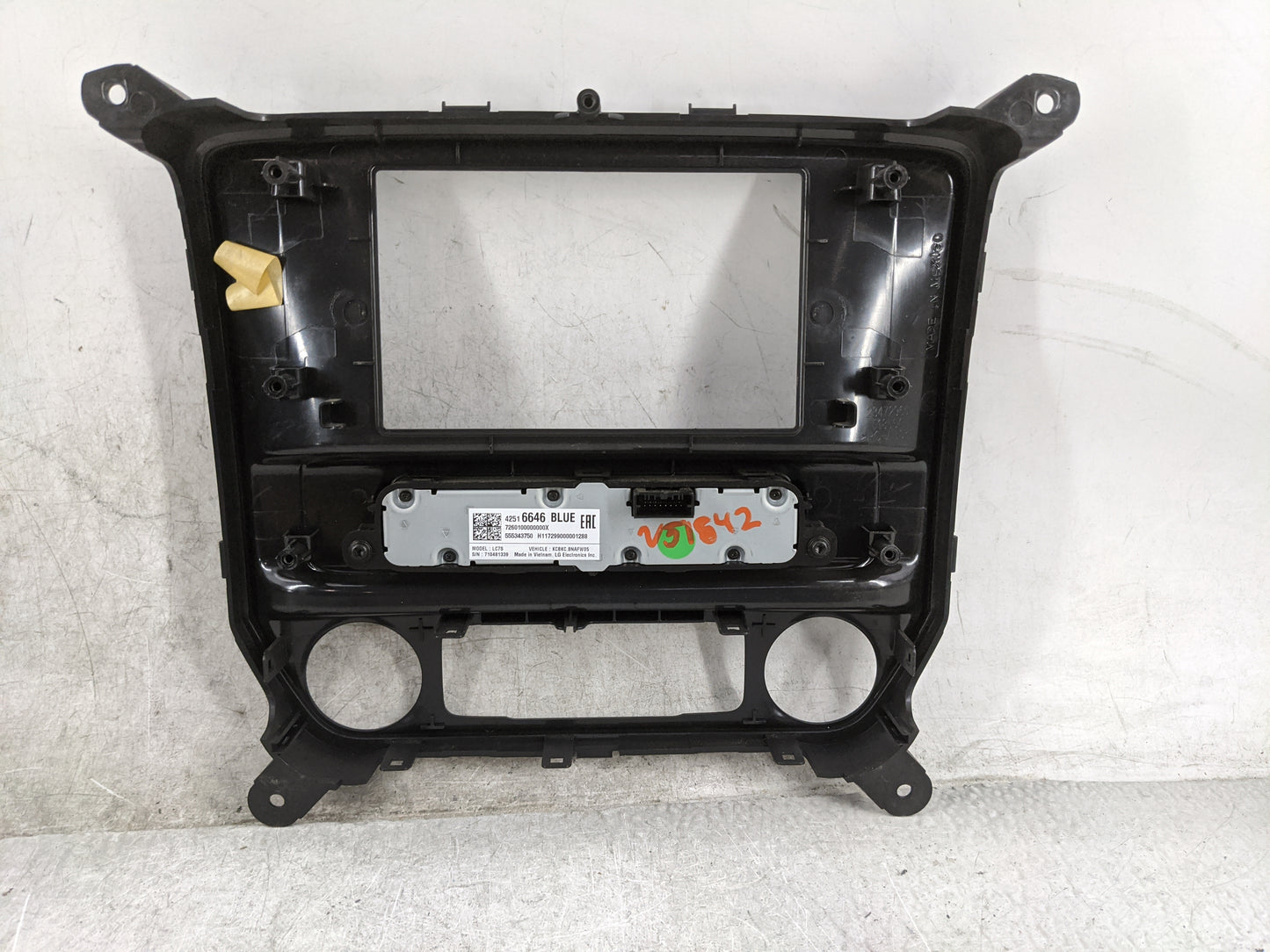 2018 Chevrolet Silverado 1500 Radio AM FM Cd Player Receiver Replacement P/N:42516646 555343750, LC7S Fits OEM Used Auto Par