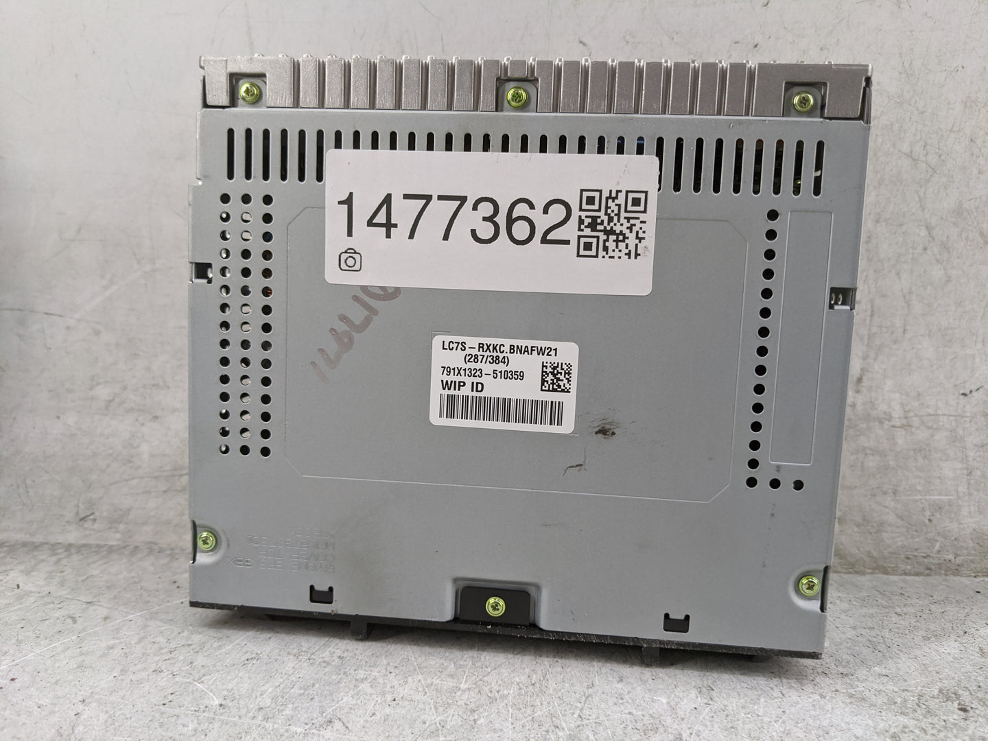 2018 Chevrolet Silverado 1500 Radio AM FM Cd Player Receiver Replacement P/N:42554616 BEJLC7SR Fits Fits 2019 2020 2021 OEM 