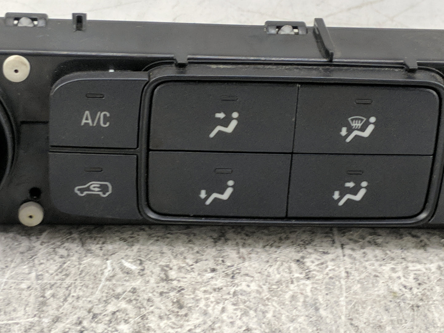 2014-2019 Chevrolet Silverado 1500 Climate Control Module Temperature AC/Heater Replacement P/N:84164475 Fits OEM Used Auto 
