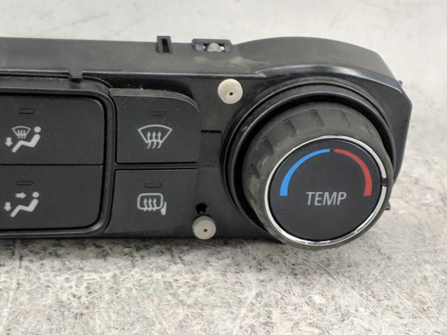 2014-2019 Chevrolet Silverado 1500 Climate Control Module Temperature AC/Heater Replacement P/N:84164475 Fits OEM Used Auto 