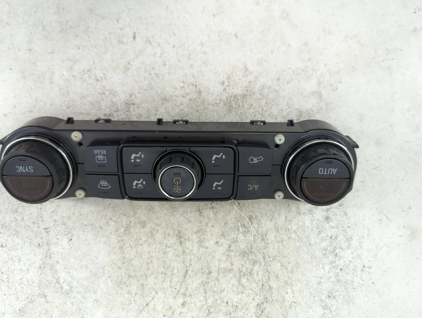 2014-2019 Chevrolet Silverado 1500 Climate Control Module Temperature AC/Heater Replacement P/N:84258729 81537298Z Fits OEM 