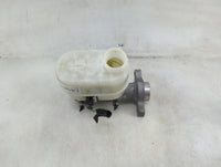2014-2019 Chevrolet Silverado 1500 Brake Master Cylinder 1490067 - Oemusedautoparts1.com