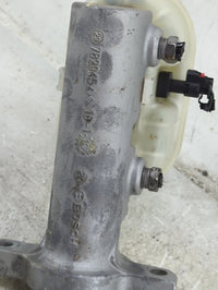 2014-2019 Chevrolet Silverado 1500 Brake Master Cylinder 1490403 - Oemusedautoparts1.com