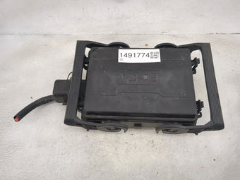 compare product 2016-2018 Chevrolet Silverado 1500 Fusebox Fuse Box Panel Relay Module P/N:84075776_02 13500114, 13500113 Fits Fits 2016 2017 2018 OEM Used Auto Parts