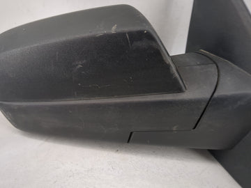 2014-2019 Chevrolet Silverado 1500 Passenger Side View Mirror - Right Door Mirror OEM Used