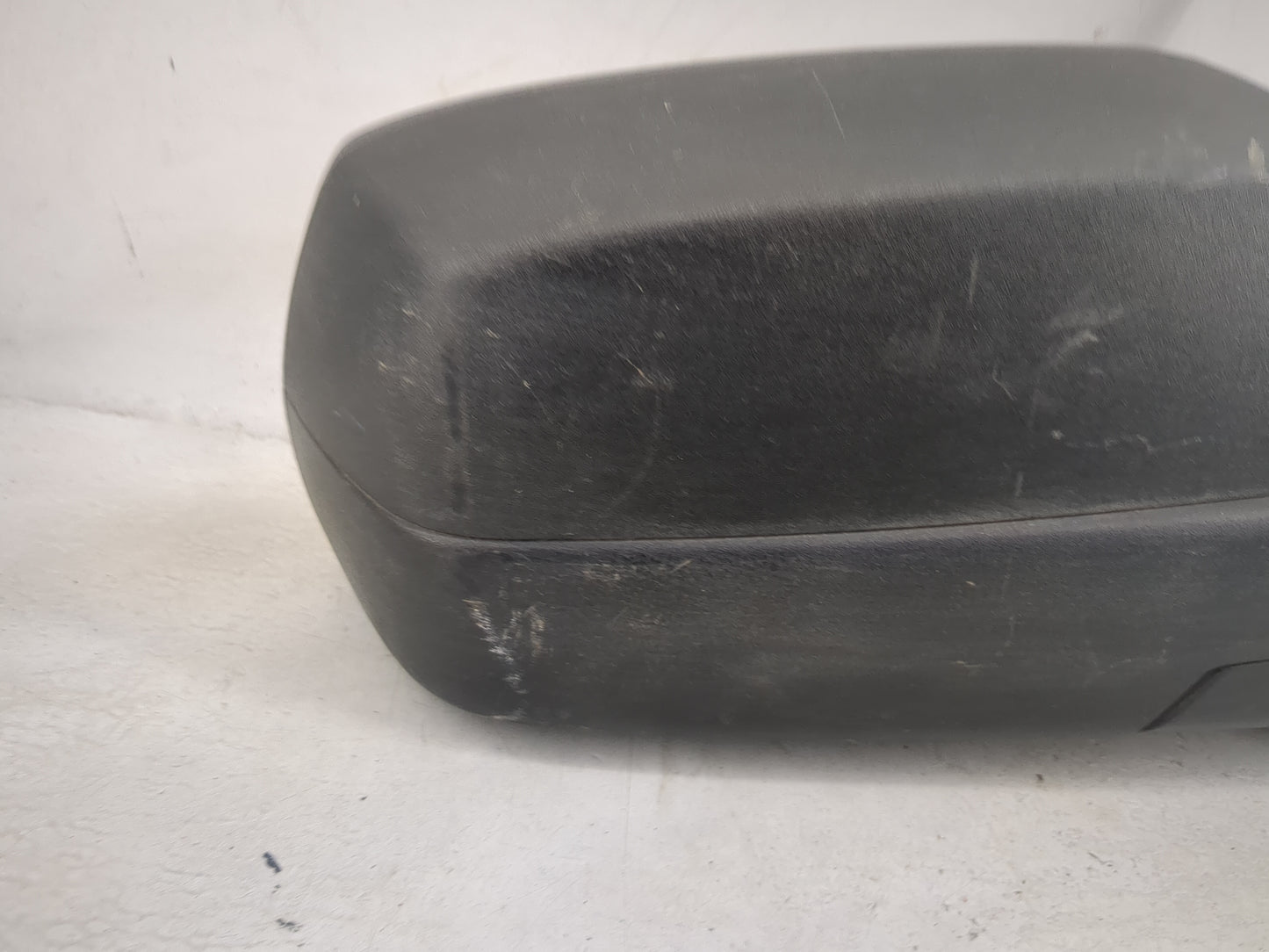 2014-2019 Chevrolet Silverado 1500 Passenger Side View Mirror - Right Door Mirror OEM Used - Oemusedautoparts1.com