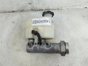 compare product 2014-2019 Chevrolet Silverado 1500 Brake Master Cylinder 1492438