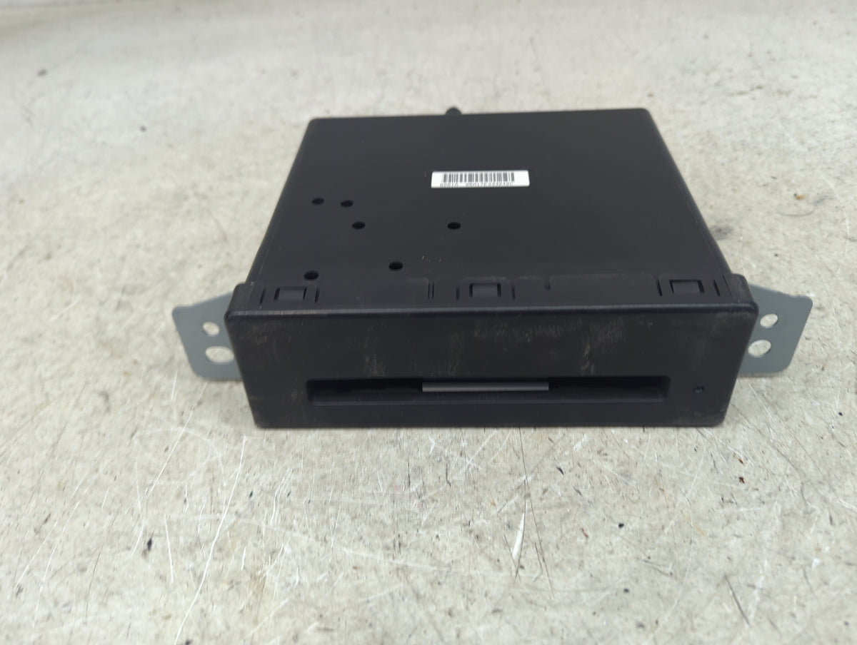 2015-2019 Chevrolet Silverado 1500 Radio Cd Changer 1495976 - Oemusedautoparts1.com