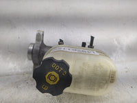 2014-2019 Chevrolet Silverado 1500 Brake Master Cylinder 1497511 - Oemusedautoparts1.com